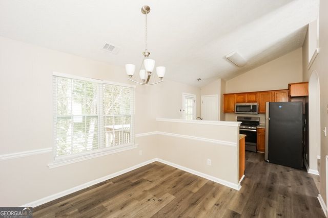 587 Rosewood Circle, Jonesboro, GA 30238