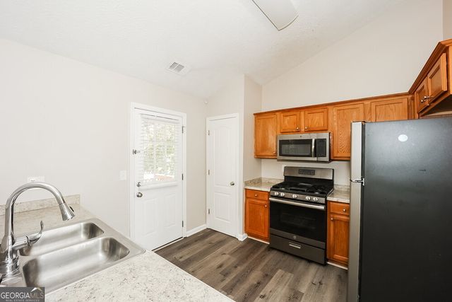 587 Rosewood Circle, Jonesboro, GA 30238