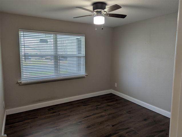 100 W Hull Street, Denison, TX 75021