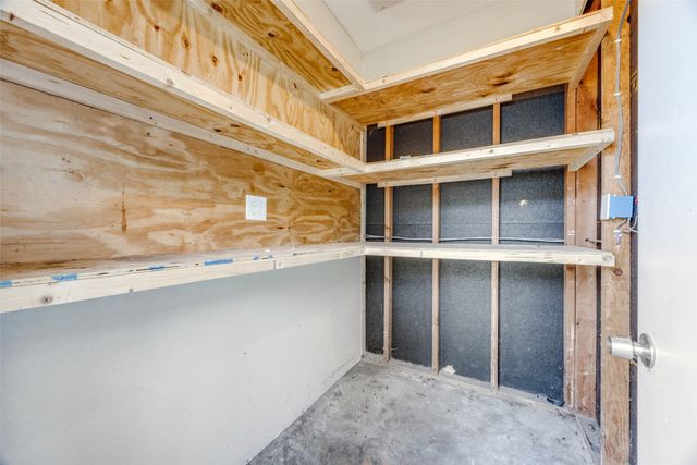 100 W Hull Street, Denison, TX 75021