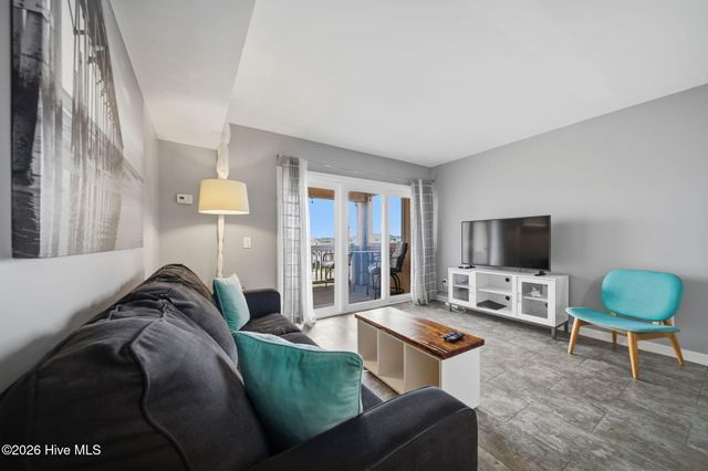 1600 Canal Drive Unit 19, Carolina Beach, NC 28428