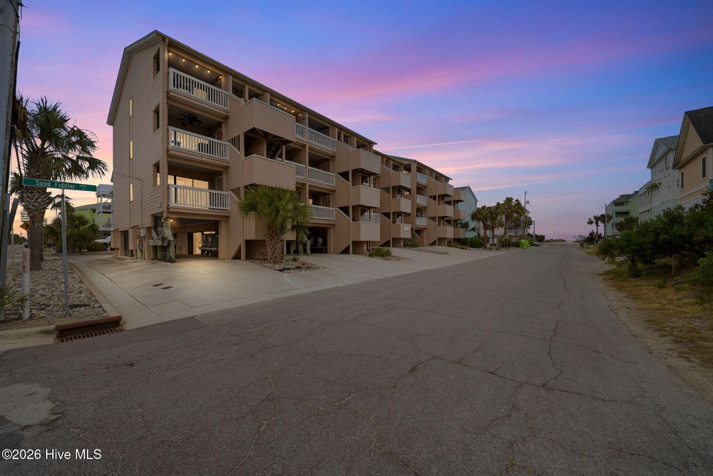 1600 Canal Drive Unit 19, Carolina Beach, NC 28428