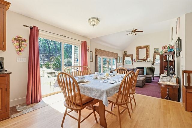 107 Mill St, Franklin, MA 02038
