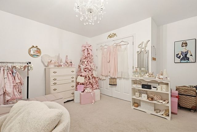 107 Mill St, Franklin, MA 02038