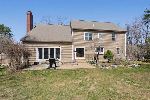 107 Mill St, Franklin, MA 02038
