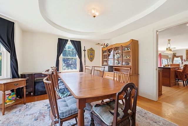 107 Mill St, Franklin, MA 02038