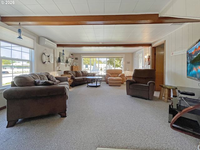 97994 W BENHAM Ln, Brookings, OR 97415