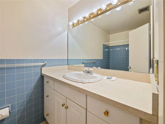700 MELROSE AVENUE H4, Winter Park, FL 32789