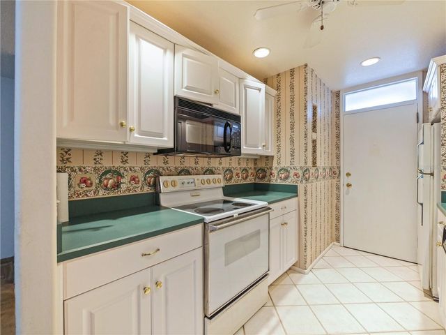 700 MELROSE AVENUE H4, Winter Park, FL 32789
