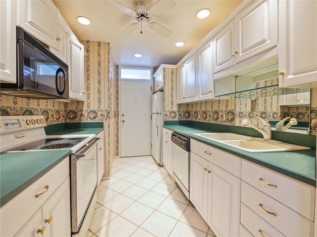 700 MELROSE AVENUE H4, Winter Park, FL 32789