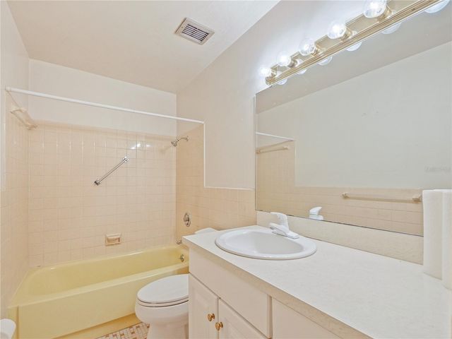 700 MELROSE AVENUE H4, Winter Park, FL 32789