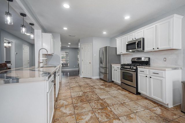 309 S Golden Oak Drive, Texas City, TX 77591