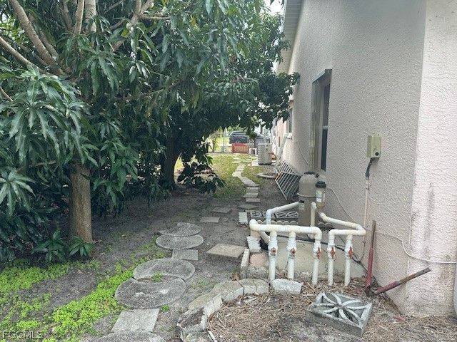 1301 SE 30th ST, Cape Coral, FL 33904