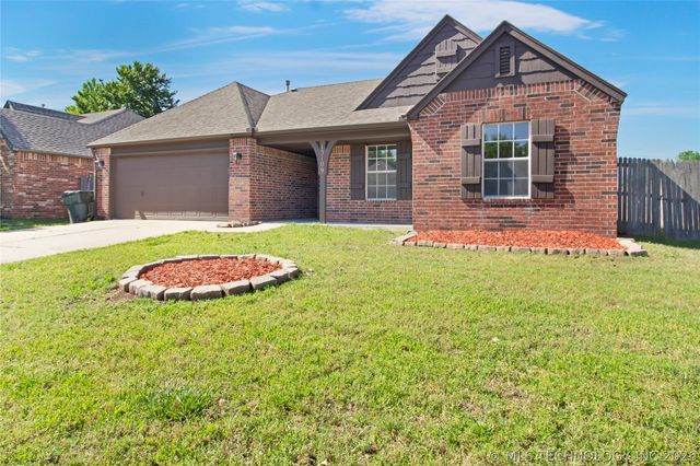 15109 E 90th Place North N, Owasso, OK 74055