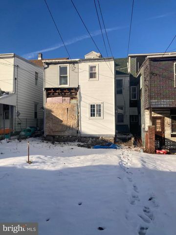 1820 CENTRE ST, Ashland, PA 17921