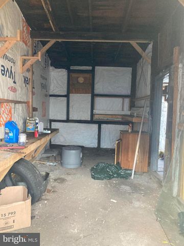 1820 CENTRE ST, Ashland, PA 17921