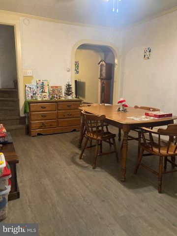 1820 CENTRE ST, Ashland, PA 17921