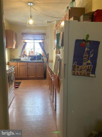 1820 CENTRE ST, Ashland, PA 17921