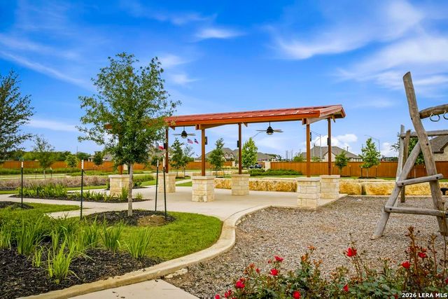 163 Laurel Oak, Castroville, TX 78009