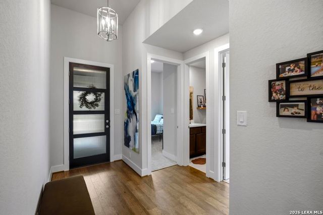 163 Laurel Oak, Castroville, TX 78009