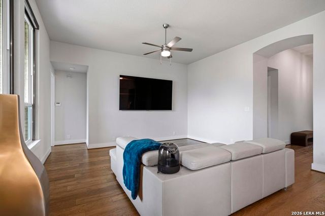 163 Laurel Oak, Castroville, TX 78009