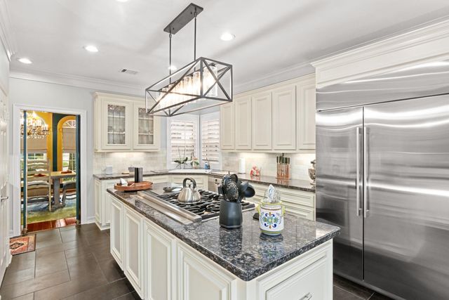 1215 Maple Bough Court, Sugar Land, TX 77479