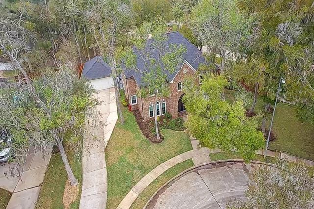 1215 Maple Bough Court, Sugar Land, TX 77479