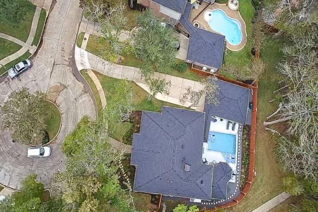 1215 Maple Bough Court, Sugar Land, TX 77479