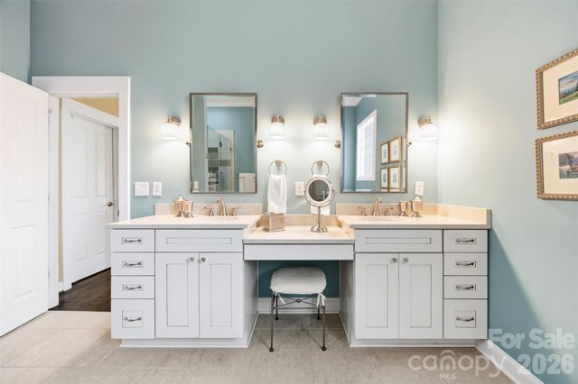 240 Hawthorne Park Avenue, Belmont, NC 28012