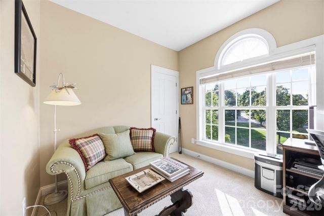 240 Hawthorne Park Avenue, Belmont, NC 28012