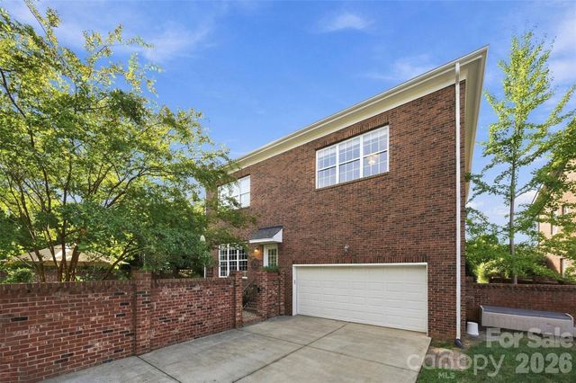 240 Hawthorne Park Avenue, Belmont, NC 28012