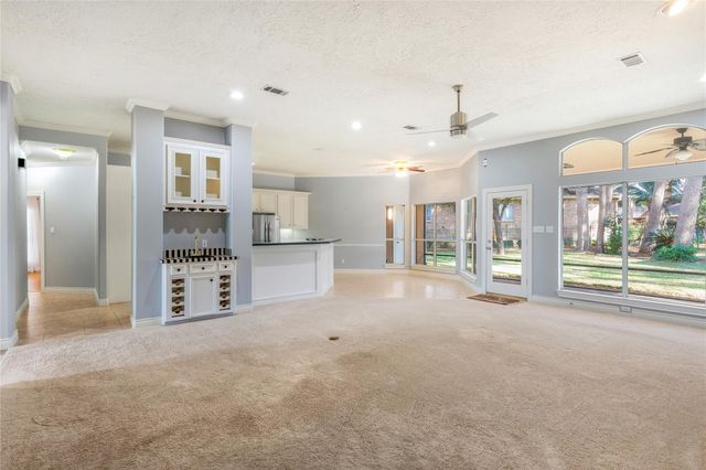 60 Fairfield Drive, Montgomery, TX 77356