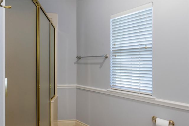 60 Fairfield Drive, Montgomery, TX 77356