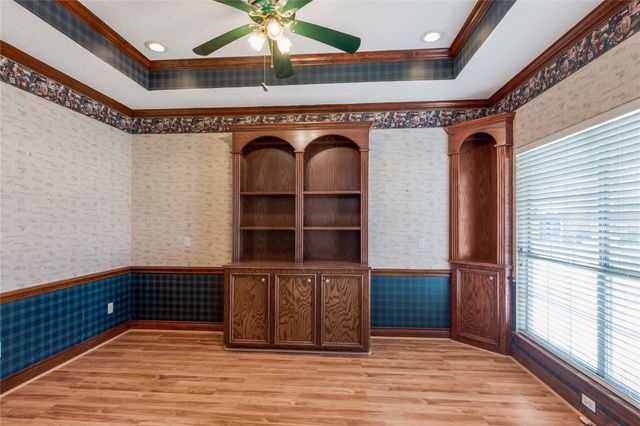 60 Fairfield Drive, Montgomery, TX 77356