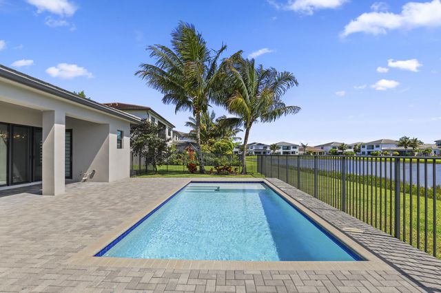 17094 Rainbow Falls Trail, Boca Raton, FL 33496