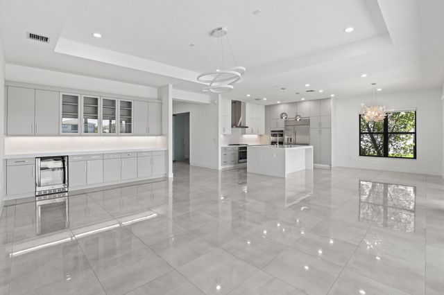 17094 Rainbow Falls Trail, Boca Raton, FL 33496