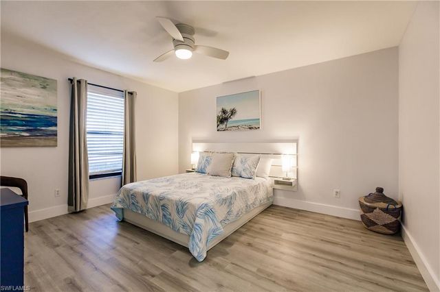 600 Neapolitan WAY 152, Naples, FL 34103