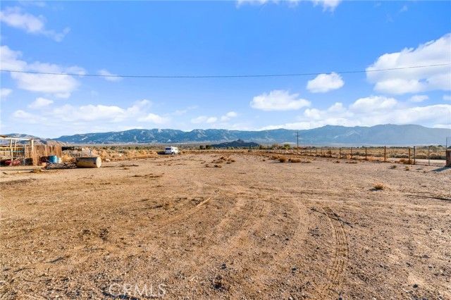 32111 State Highway 18, Lucerne Valley, CA 92356