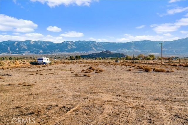 32111 State Highway 18, Lucerne Valley, CA 92356