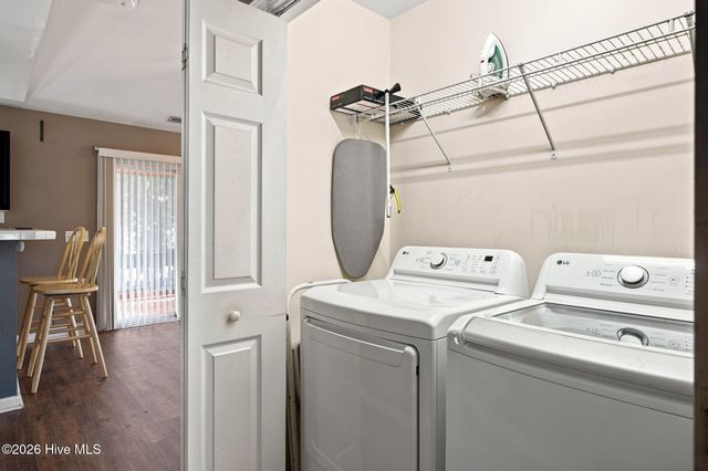 1805 W Oak Island Drive, Oak Island, NC 28465
