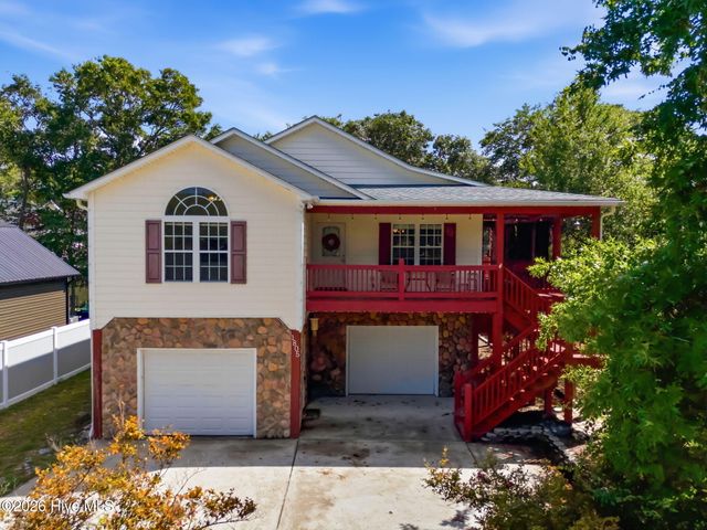 1805 W Oak Island Drive, Oak Island, NC 28465