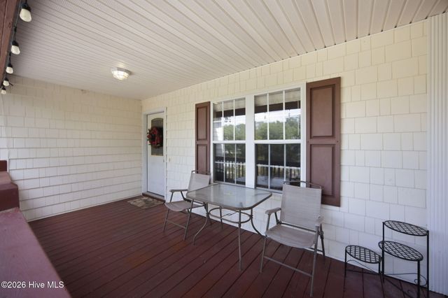 1805 W Oak Island Drive, Oak Island, NC 28465