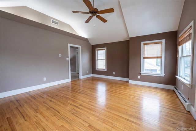 174 Trouville Road, Copiague, NY 11726