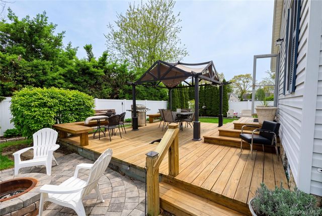 174 Trouville Road, Copiague, NY 11726