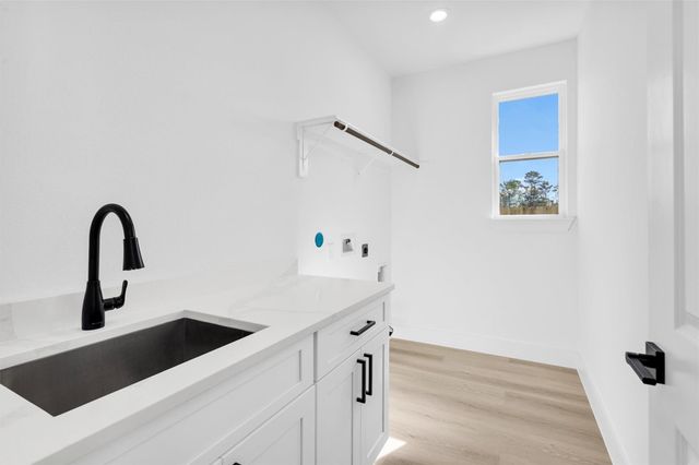 6334 Roughlock Street, Houston, TX 77016