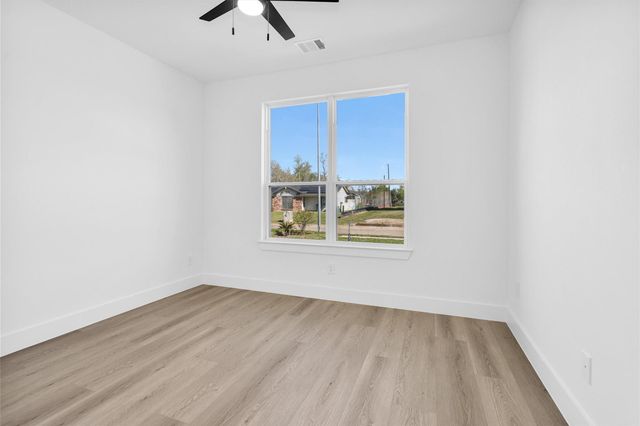 6334 Roughlock Street, Houston, TX 77016