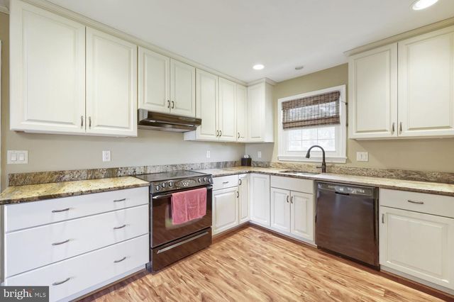 5757 WOODVILLE RD, Mount Airy, MD 21771
