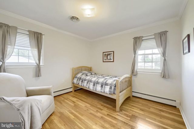 5757 WOODVILLE RD, Mount Airy, MD 21771