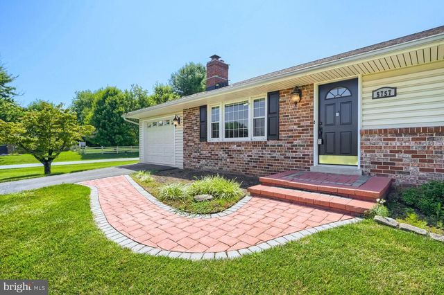 5757 WOODVILLE RD, Mount Airy, MD 21771