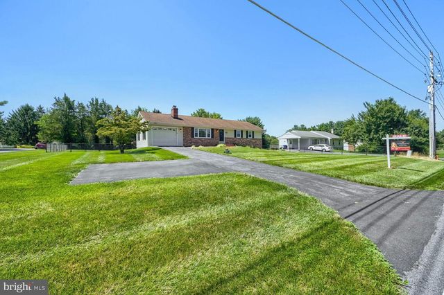 5757 WOODVILLE RD, Mount Airy, MD 21771